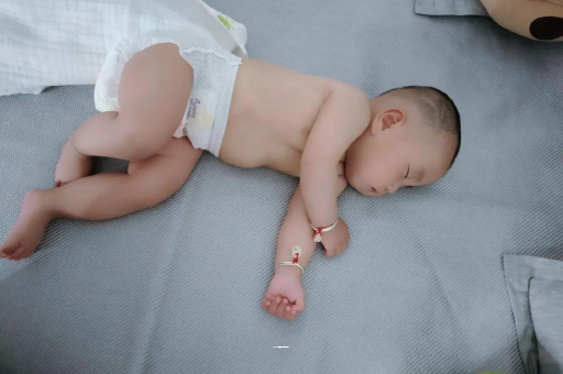 新余怀孕多久肚子会胀气